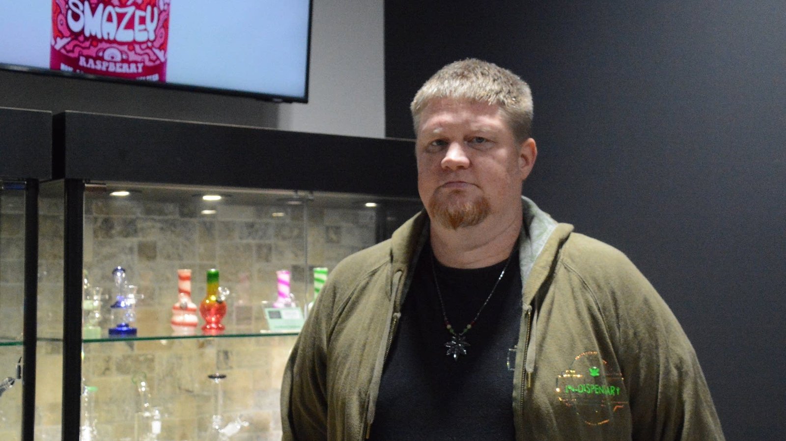 Independent dispensaries drown as recreational cannabis supply shortage drags on – MPR News