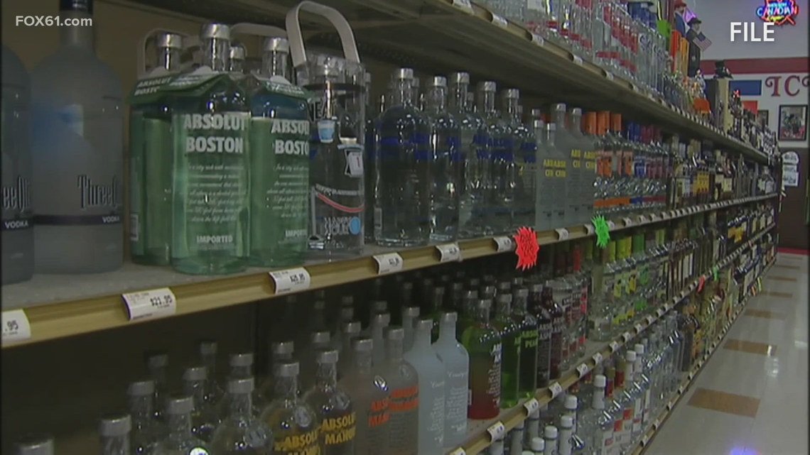 CT consumers can gamble, buy marijuana on Christmas and New Year’s Day but can’t bring home booze – fox61.com