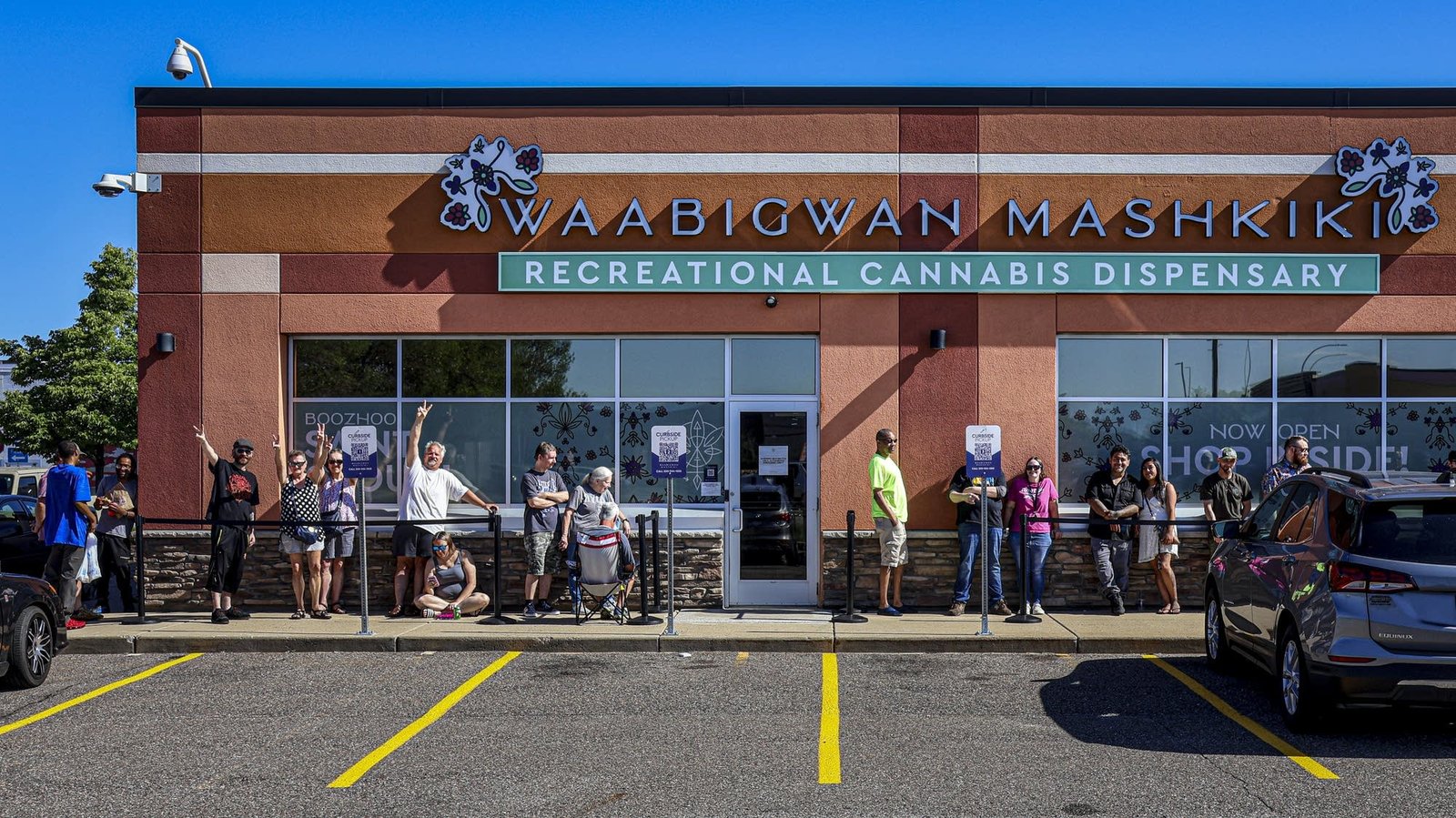 St. Cloud cannabis dispensary opens to eager customers – MPR News