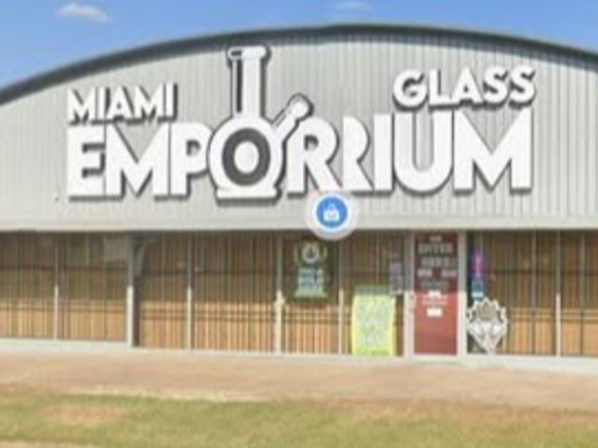 Warrant served at Glass Emporium in Miami; marijuana seized – Newstalk KZRG