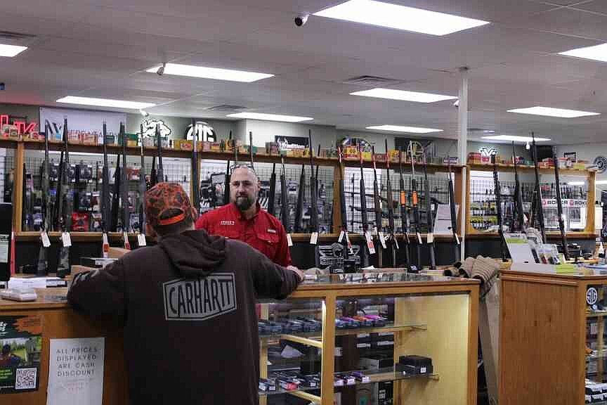 Drug reclassification could alter gun laws for medical marijuana cardholders – Hot Springs Sentinel Record