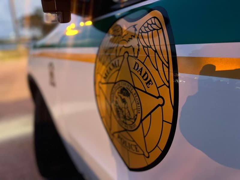 Florida cops seize over 230 pounds of marijuana after following stolen trailer's GPS to warehouse – CDLLife