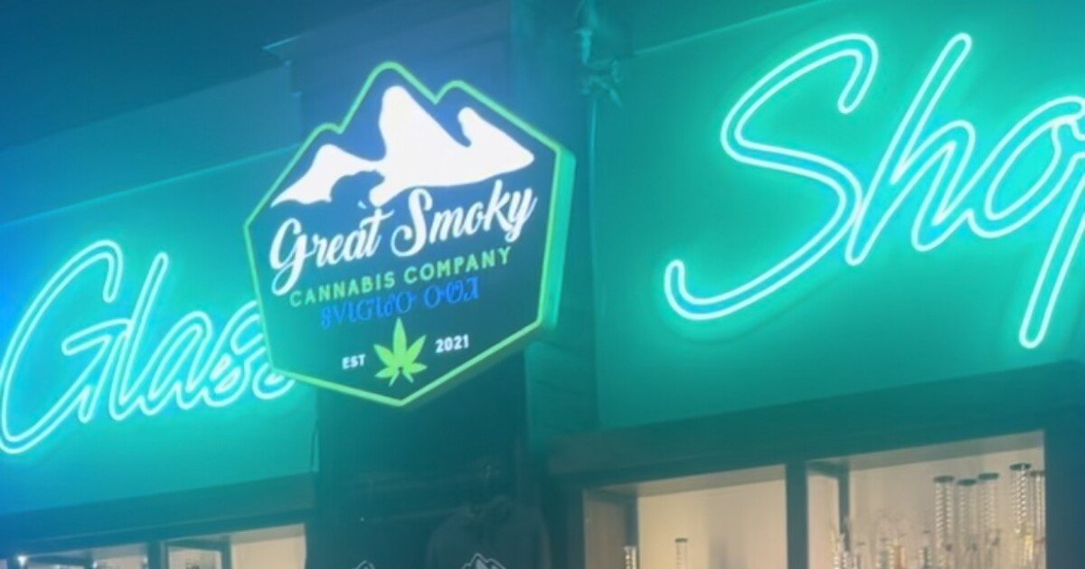 Great Smoky dispensary announces date for public recreational marijuana sales in Cherokee – bpr.org