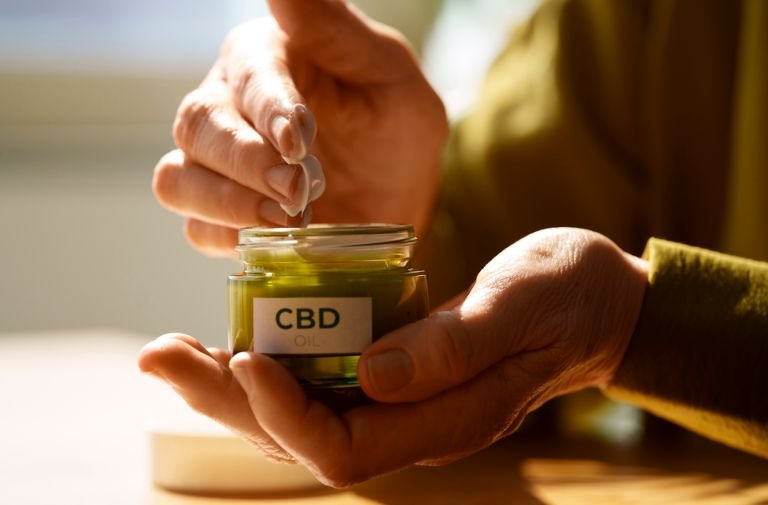 Are CBD Products Legal in Florida – CBD Laws in 2025 – Out South Florida