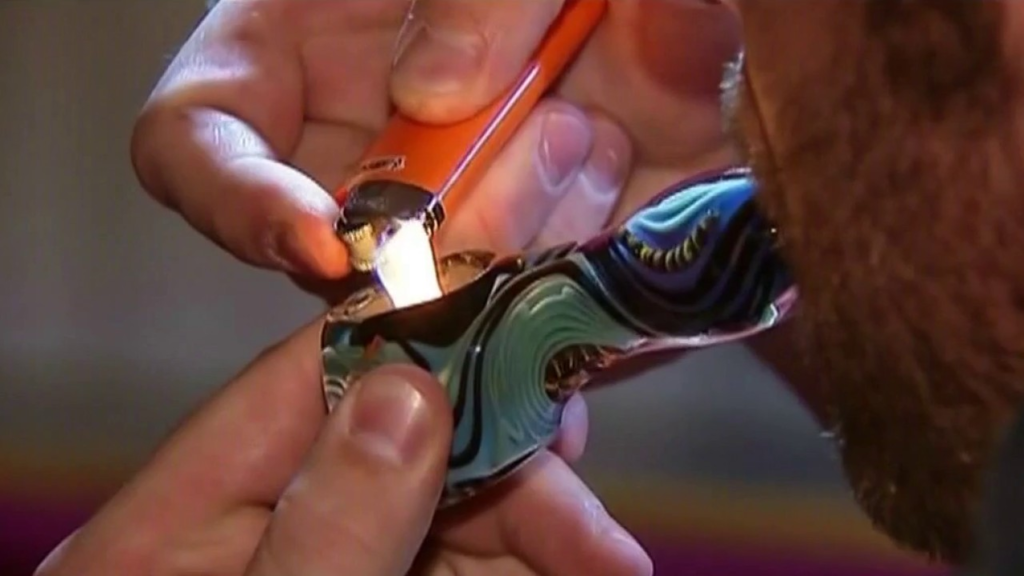 Marijuana smell crackdown proposed by AZ senator – FOX 10 Phoenix