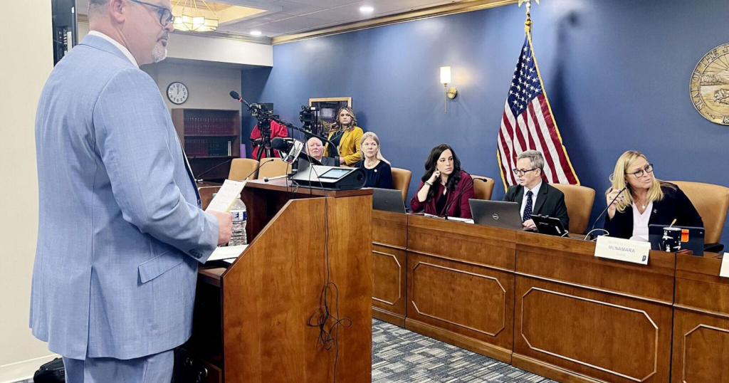 Indiana keeps bucking marijuana legalization, tightening related laws instead – Goshen News